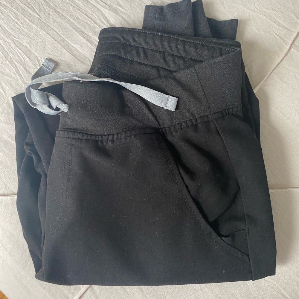 FIGS JOGGER SCRUBS